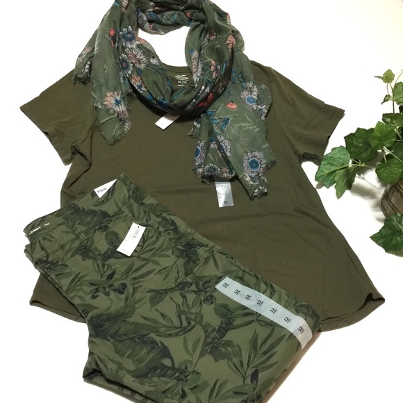 Old Navy Other - NWT Old Navy PIxie Jeans Bundle